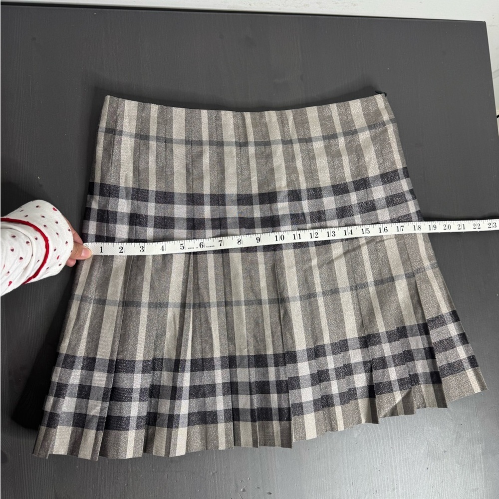 Burberry London Women’s Plaid Print Mini Skirt - Picture 10 of 12